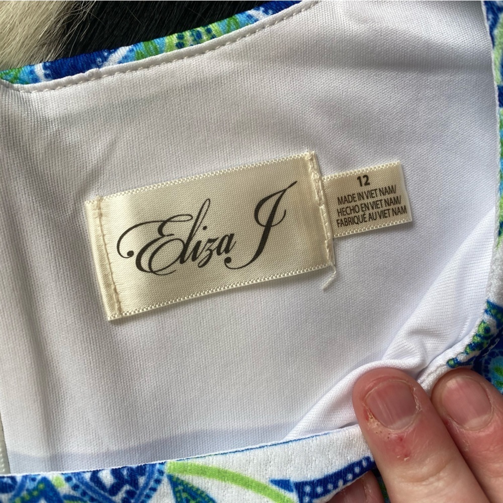 Eliza J dress with a vibrant blue and green floral pattern - Picture 6 of 8
